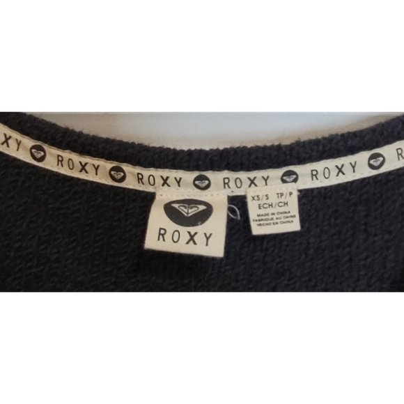 Roxy Poncho - Picture 2 of 3